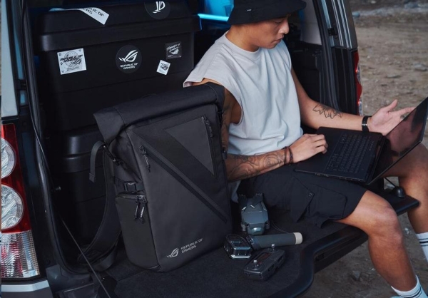 ASUS BP2702 ROG Archer Backpack 17", černý