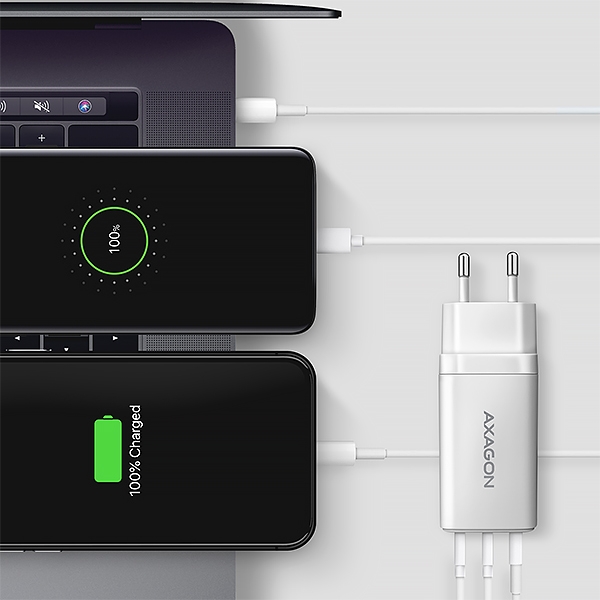 AXAGON ACU-DPQ65W, GaN nabíječka do sítě 65W, 3x port (USB-A + dual USB-C), PD3.0/QC4+/PPS/Apple, bílá