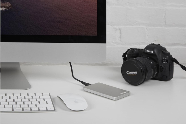 VERBATIM HDD 2.5" 2TB Store 'n' Go ALU Slim Portable Hard Drive USB 3.2, Silver