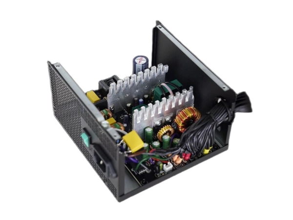 DEEPCOOL GAMERSTORM zdroj 750W PF750L, 120mm, 80+ , ATX 3.1, černá