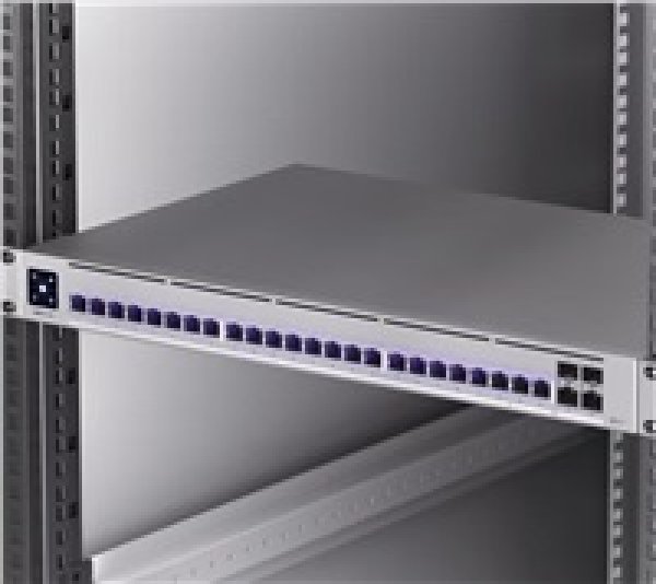 UBNT UniFi Switch USW-Pro-HD-24?v=1746520117