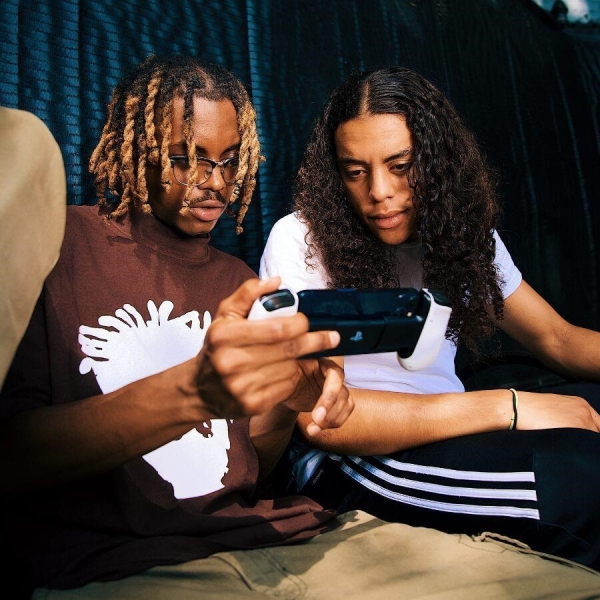 Backbone One - PlayStation Edition Mobile Gaming Controller pro USB-C - 2. Gen