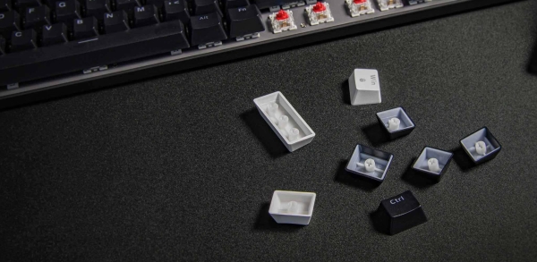 COUGAR herní klávesnice Ultimus EX white (N-KEY Rollover)