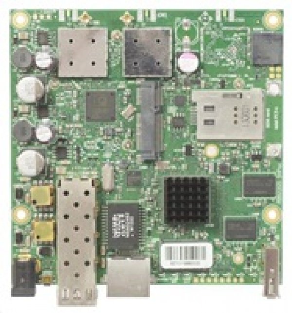 MikroTik RouterBOARD RB922UAGS-5HPacD,720MHz CPU,128MB RAM, 1x LAN, 1x SFP slot, 1xminiPCIe slot + SIM, vč.L4?v=1750622401
