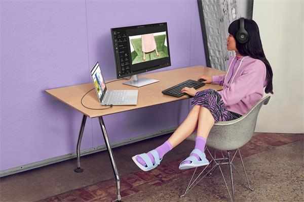 HP 230 Bezdrátová klávesnice a myš CZ/SK