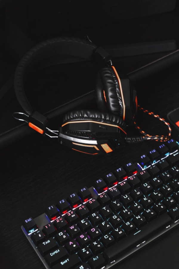 CANYON herní headset Fobos GH-3A, 3,5mm jack, ovládání hlasitosti, 2v1, 3.5mm adaptér, kabel 2m, černý