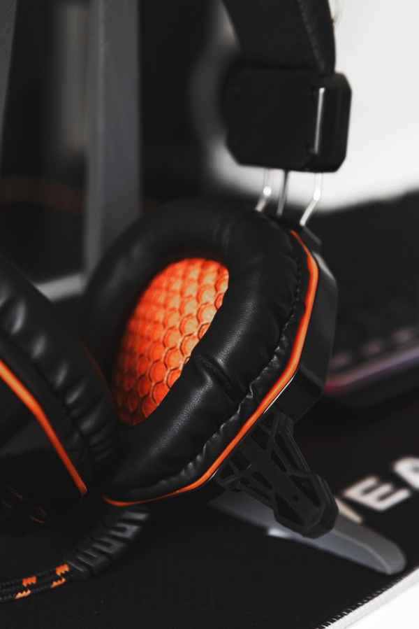 CANYON herní headset Fobos GH-3A, 3,5mm jack, ovládání hlasitosti, 2v1, 3.5mm adaptér, kabel 2m, černý