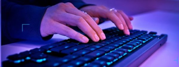 Logitech G515 TKL LIGHTSPEED - WHITE - US INT'L - USB - EMEA - TACTILE?v=1761864003