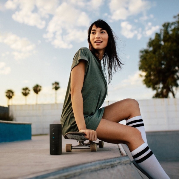 LAMAX Sounder2 Play Bluetooth reproduktor