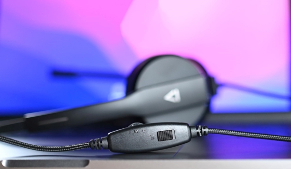 Creative HS-230 sluchátka USB/jack