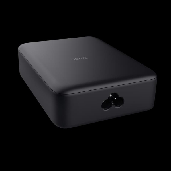 TRUST napájecí adaptér MAXO 240W 4-PORT USB-C DESK CHARGER