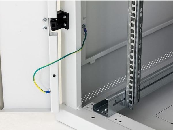 TRITON 19" stojanový rozvaděč 18U/800x800