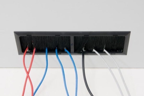 TRITON 19" stojanový rozvaděč 18U/800x800