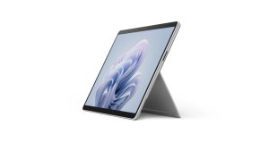 Microsoft Surface Pro 10/U7-165U/13''/2880x1920/T/16GB/1TB SSD/4C-iGPU/W11P/Platinum/2R