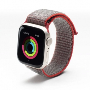 ZAGG GEAR4 spor. řemínek Apple Watch 45/44/42mm červená